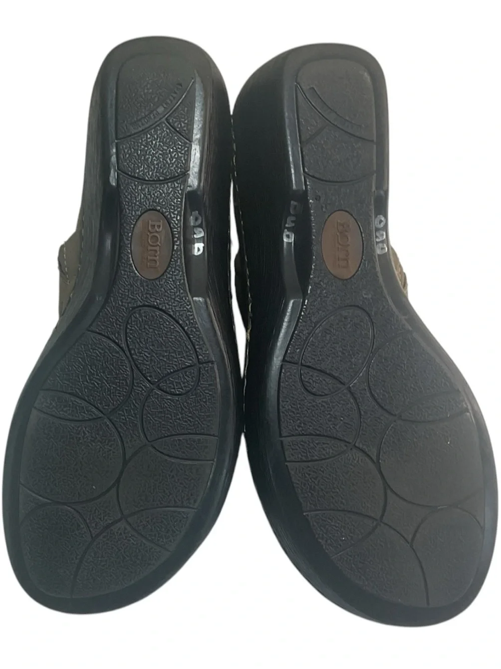 Born Women’s Brown Leather Slip-On Wedge Clogs Shoes Size 9 EU 40.5